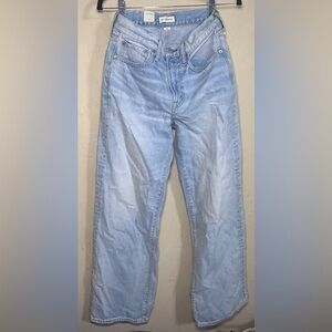 Light Blue Stovepipe American Eagle AE77 Denim Jeans NWT